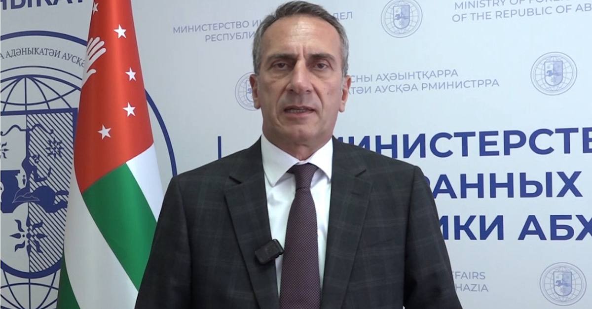 Аԥсны адәныҟатәи аусқәа рминистр Олег Барцыц Шьамтәыла жәлар реизара аилатәара иазкны Европатәи аидгыла иҟанаҵаз аҳәамҭа ахҳәаа аиҭеит, иагьазгәеиҭеит Аԥсны ахьыԥшымра  азхазҵаз атәылақәа рықәыӷәӷәара шҿыцым