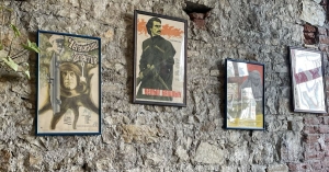 Аколлекционер Ибрагим Ҷкадуа икиноплакатқәа рцәыргақәҵа аатит Аҟәа