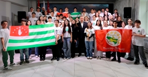 Аԥснытәи аҿар – Санкт-Петербург