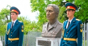 Жәандәрыԥшь – Владислав Арӡынба ибаҟа аартра...