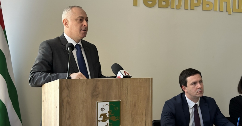 Бадра Гәынба: &laquo;Ҳара ауадаҩрақәа рыӡбахә аҳәара адагьы, урҭ раԥыхразы  ашьаҿақәа ҟаҳҵоит&raquo;