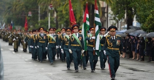 Аԥсны Аџьынџьтәылатәи еибашьраҿы Аиааира агара 32-шықәса ахыҵра иазкыз аныҳәатә парад  мҩаԥысит Аҟәа