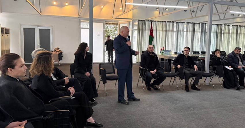 Аҟәа имҩаԥысит Акультура аминистр Даур Ақаҩбеи анапҟазацәеи реиԥылара