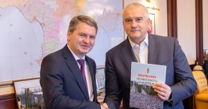 Аԥсни Крыми реиҩызара дырӷәӷәоит