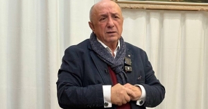 Аԥхарра зҵаз ахәылԥаз