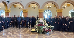 Аҟәа имҩаԥысит апоет Владимир Занҭариа аҵыхәтәантәи имҩахь инаскьагара ацеремониа