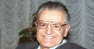 Аепоха абжьы: ААУ аҿы Фазиль Искандер ирҿиаратә ҭынха еиҷаҳауеит