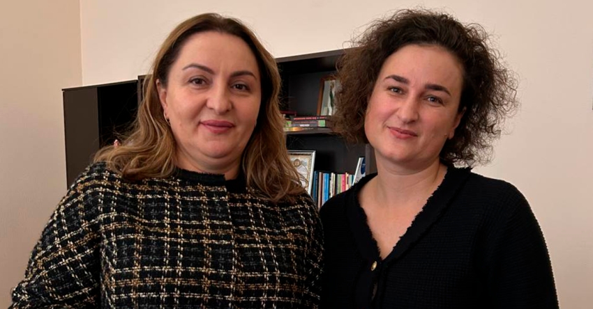 Аҧсшәахь еиҭагоуп ахәыҷтәы ашәақәа