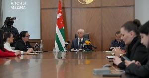 Бадра Гәынба: Иҷыдоу арратә операциаҿы иҭахаз афырхацәа ргәалашәара наунагӡатәхоит