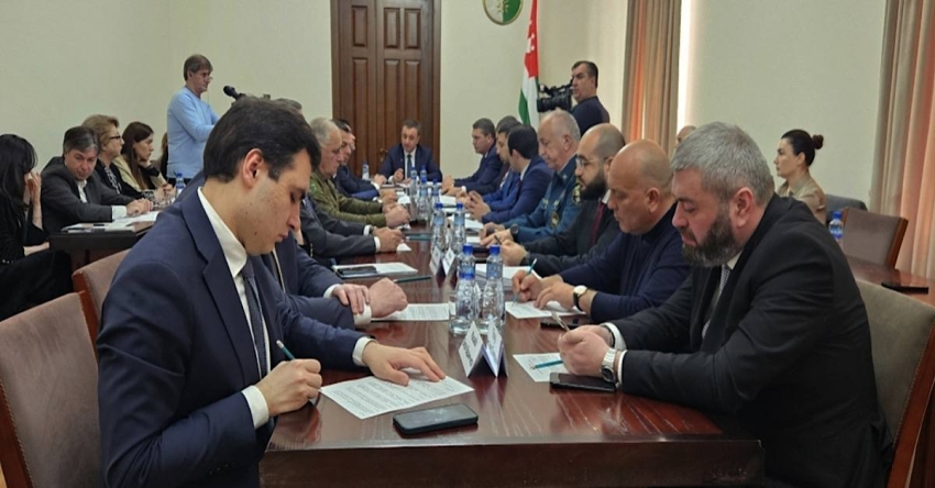 Аусбарҭатә программақәа стратегиала разԥхьагәаҭара аԥҟара ҿыцқәа шьақәдырӷәӷәеит атәыла анапхгара